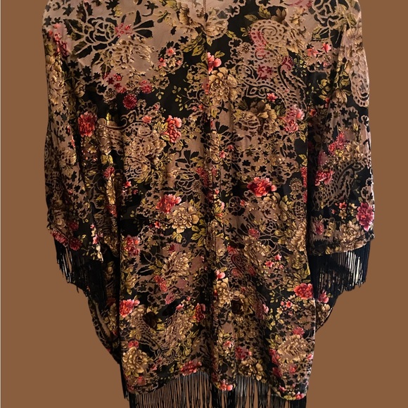 Mauve by Anthropologie Floral Fringe Kimono - Picture 4 of 9